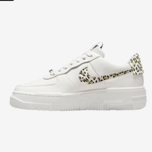 Nike Air Force 1 Pixel SE Women’s Sneakers